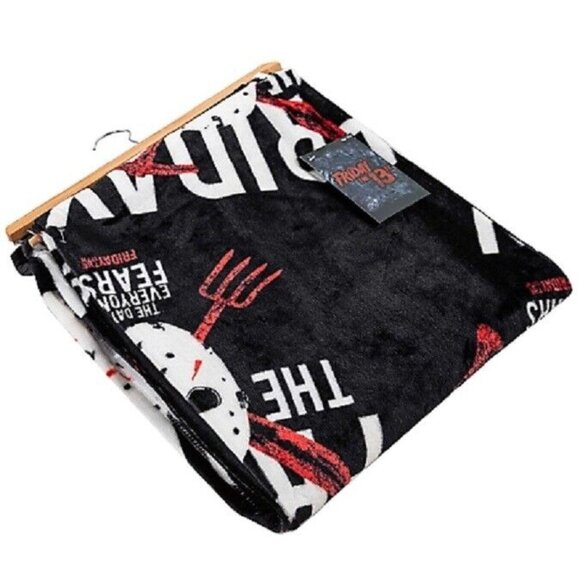 New Silk Friday the 13th Jason Voorhees Plush Fleece Gift Throw Blanket Mask NWT - Picture 3 of 6